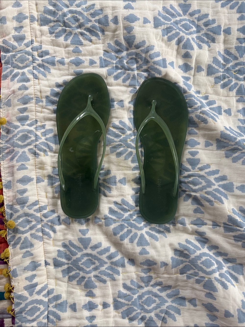 Jeffrey Campbell Beach Day Jelly Sandals Flip Flops Green size 7/8